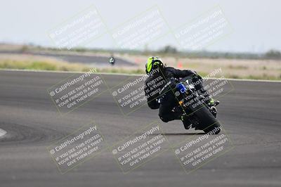 media/Apr-18-2025-TrackDaz (Fri) [[45f5874c44]]/C Group/Session 2 (Turn 10)/